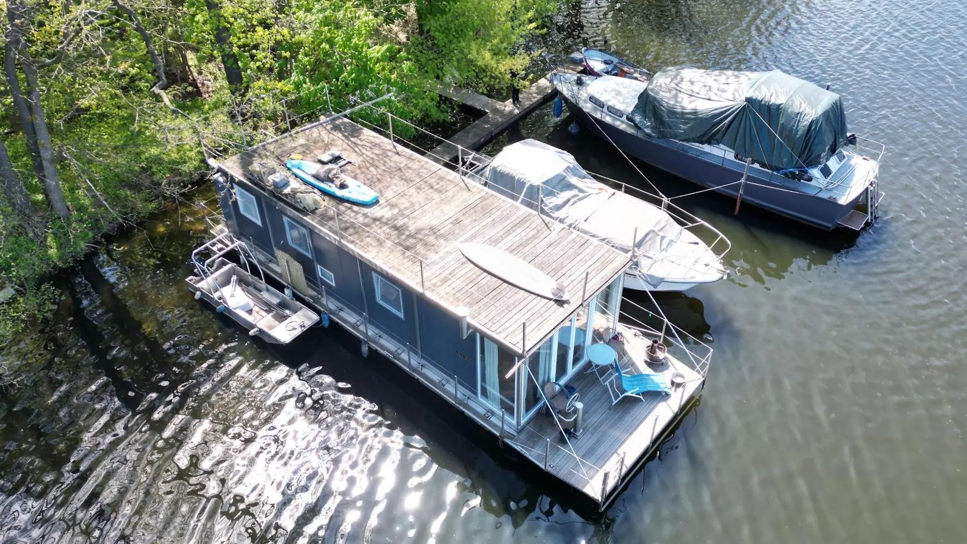 Hausboot Insel Valentinswerder Berlinアパートメント