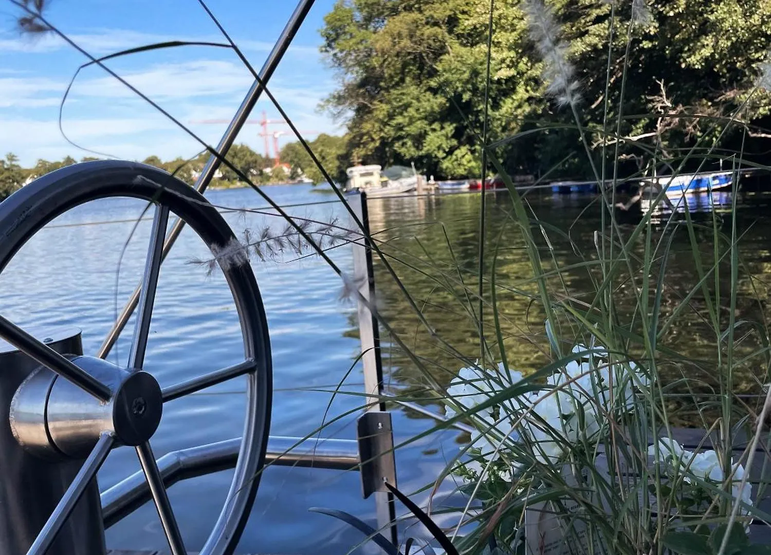 アパート Hausboot Insel Valentinswerder Berlinアパートメント