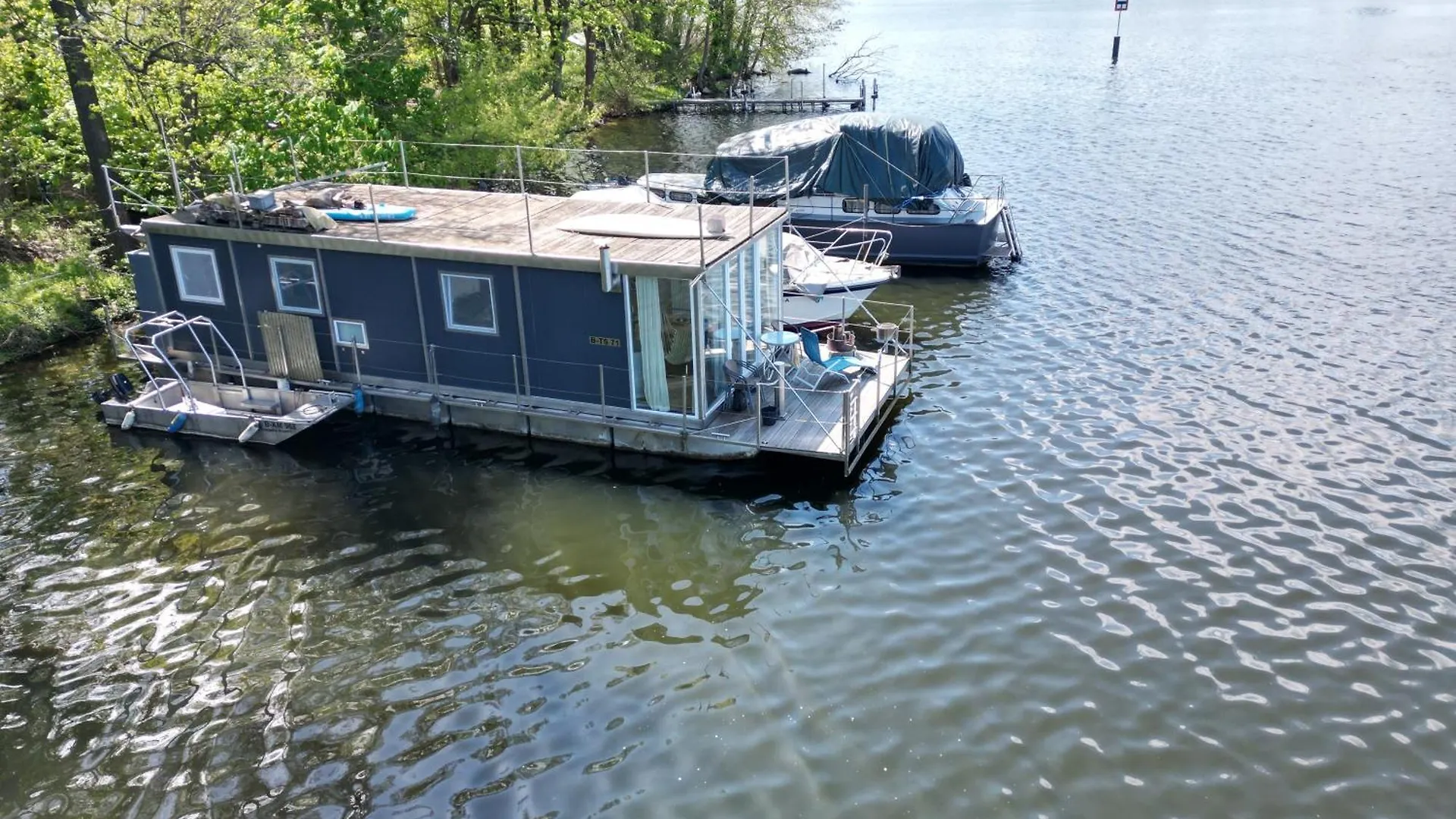 Hausboot Insel Valentinswerder Berlinアパートメント アパート ベルリン